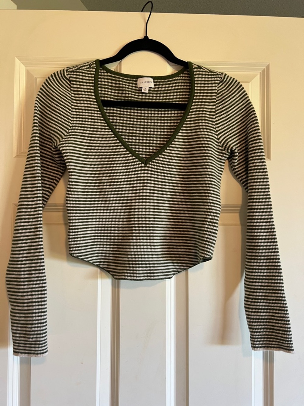 L.A. Hearts Cropped Long Sleeve